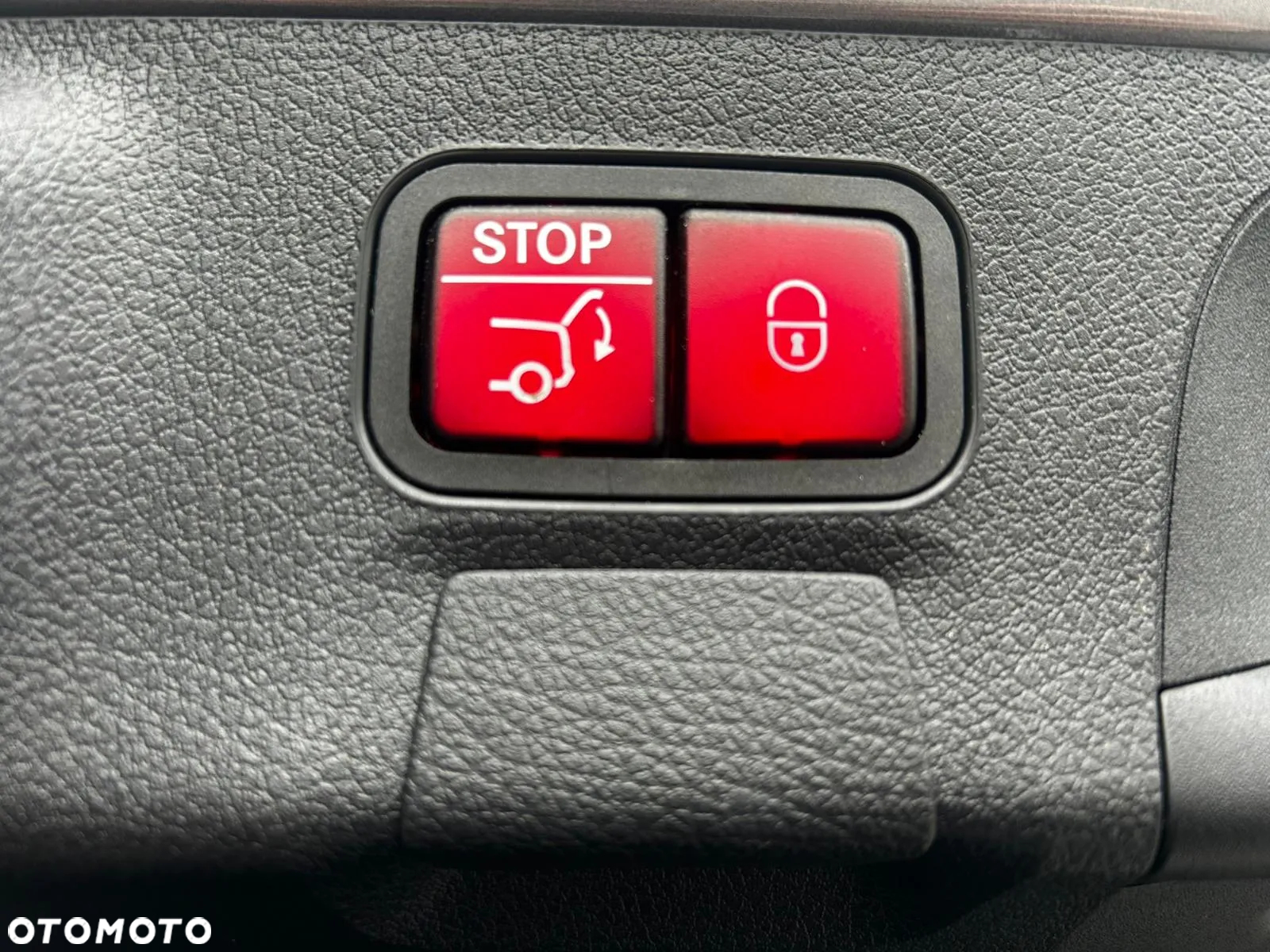 Mercedes-Benz CLA 200 d AMG Line 8G-DCT - 28