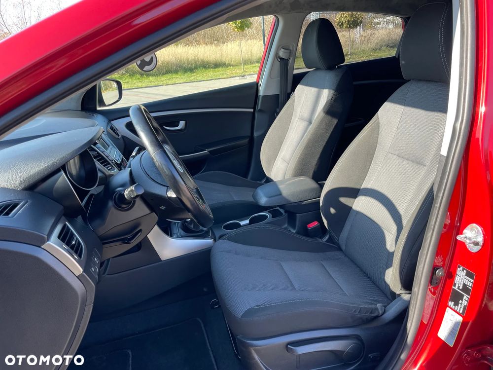 Hyundai i30 1.4 Comfort - 33