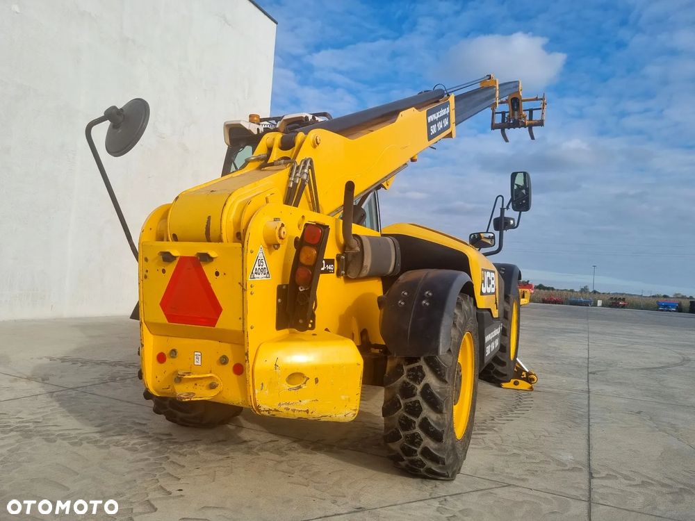 JCB 540-140 jak Manitou MT 1440 BC38 - 5