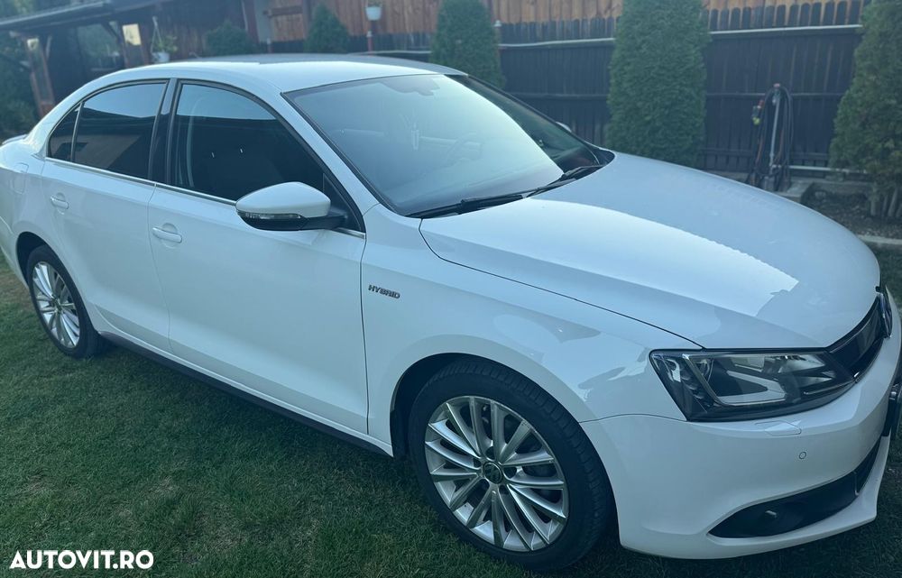 Volkswagen Jetta - 1