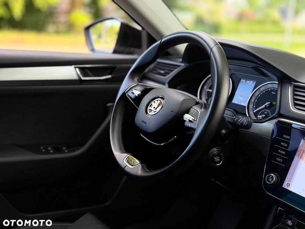 Skoda Superb 2.0 TDI DSG Style - 16