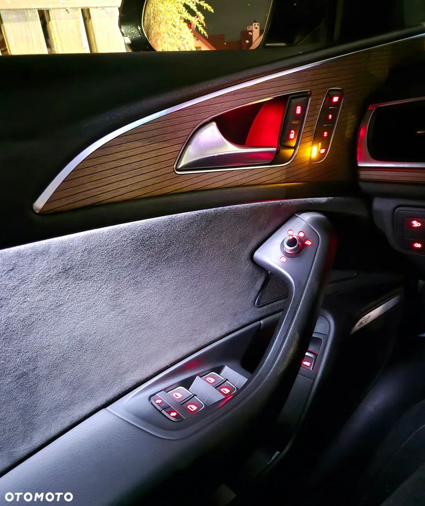 Audi A6 Avant 3.0 TDI quattro S tronic - 14