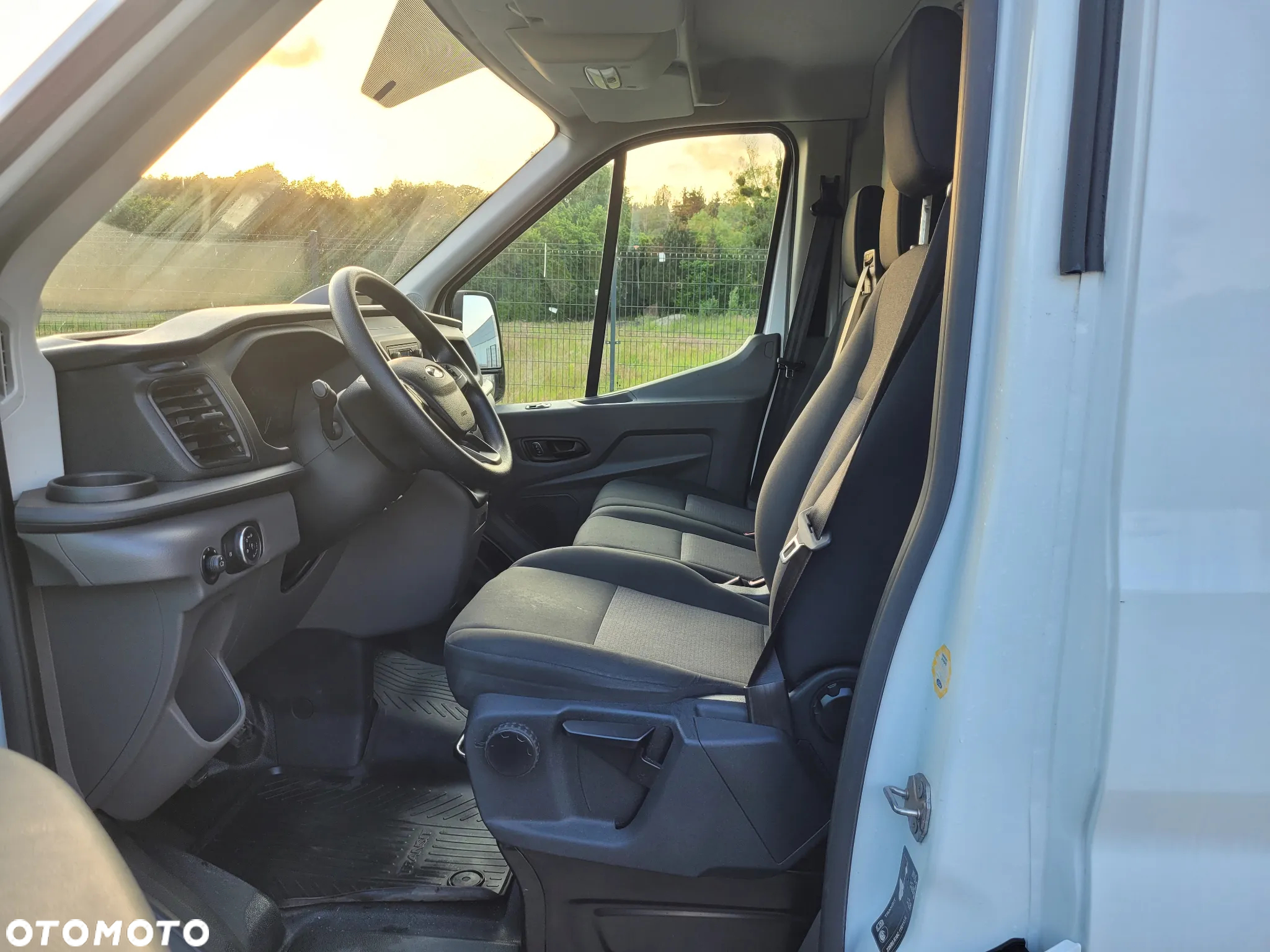 Ford TRANSIT L4H3 - 9