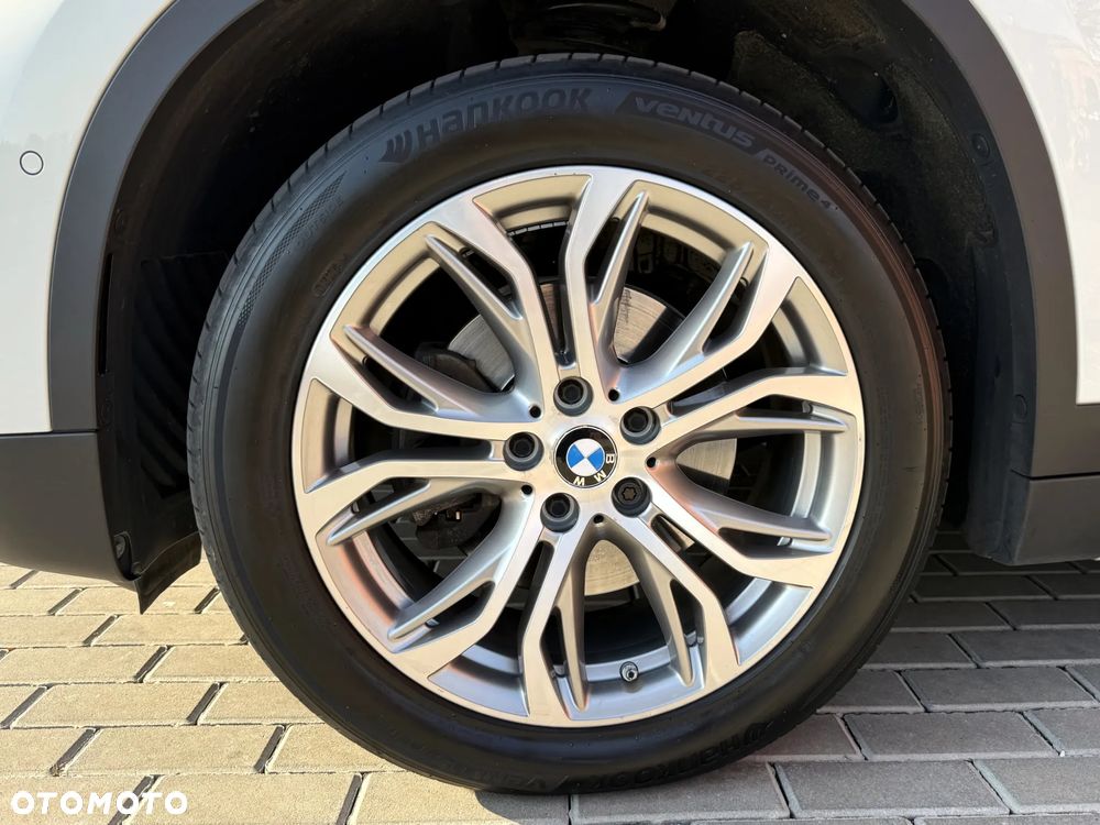 BMW X1 xDrive18d xLine - 26