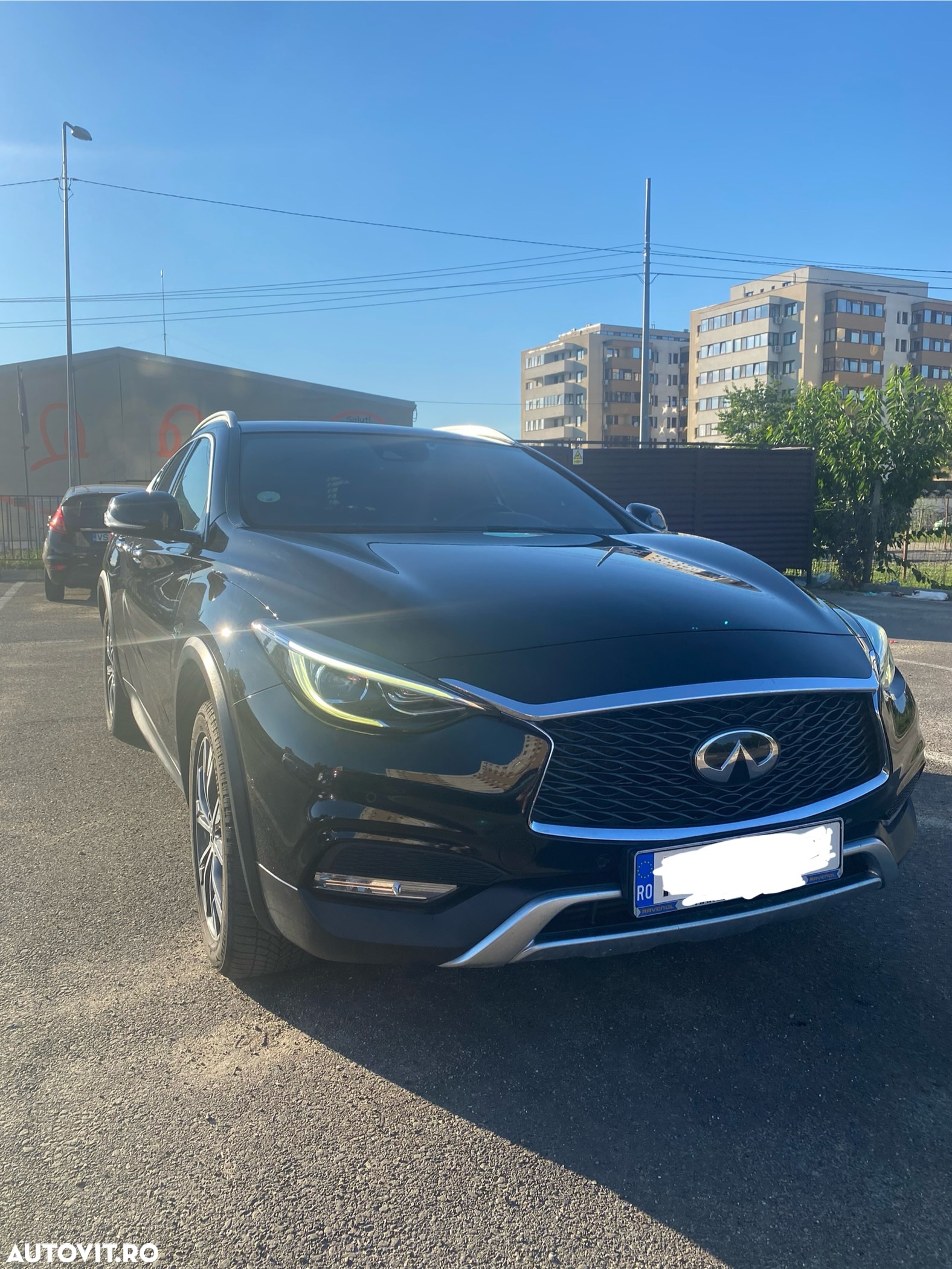 Infiniti QX30 2.2d DCT AWD Premium - 3