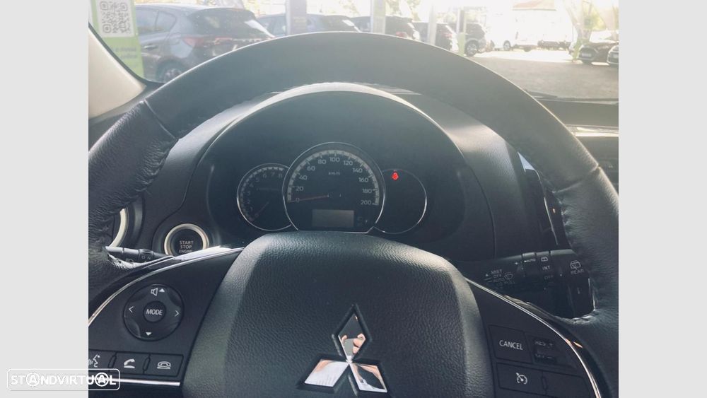 Mitsubishi Space Star 1.2 Connect Edition - 11