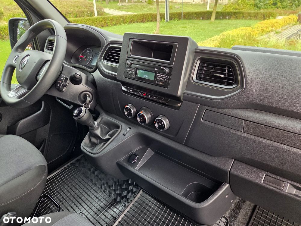 Renault Master - 25