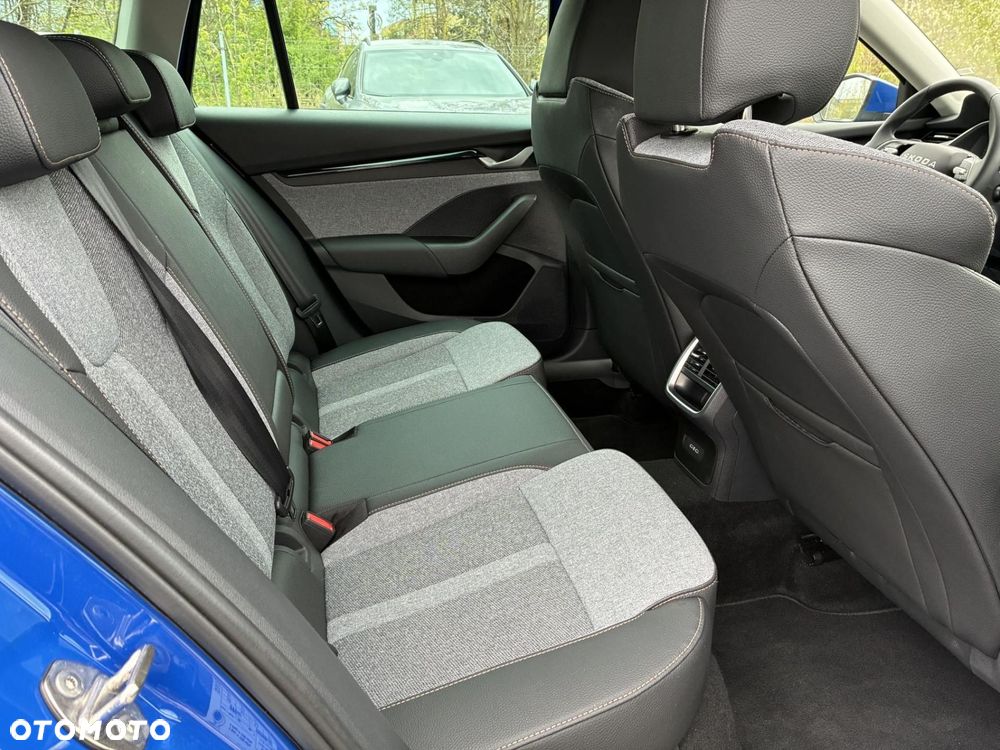 Skoda Octavia 2.0 TDI Selection DSG - 15