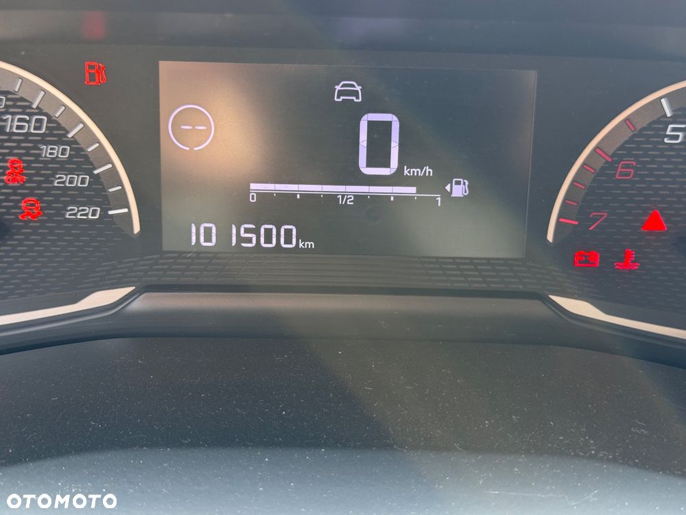 Peugeot 208 - 20