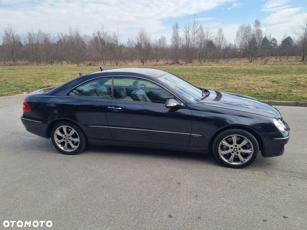 Mercedes-Benz CLK 350 7G-TRONIC Elegance - 4