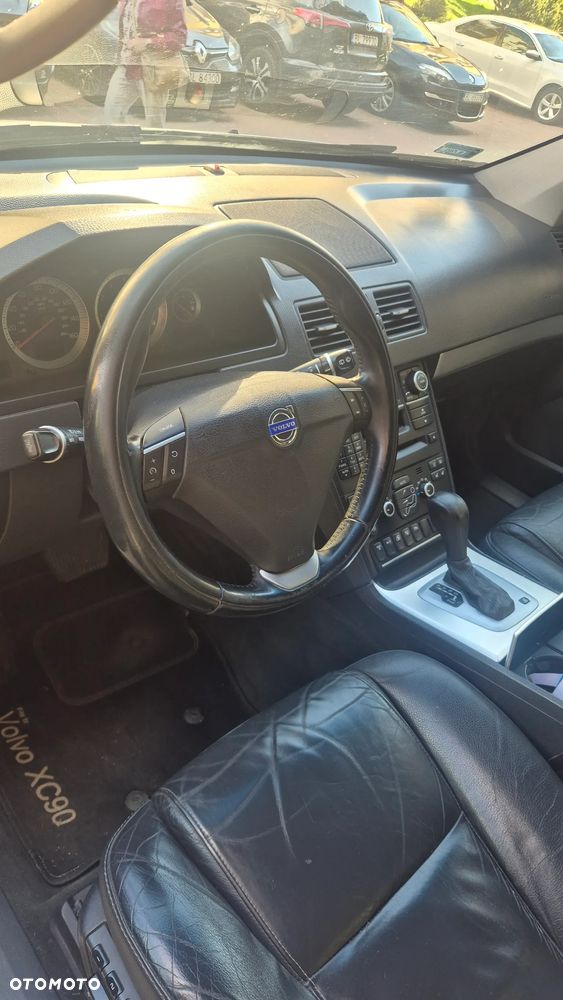 Volvo XC 90 3.2 AWD R-Design - 4