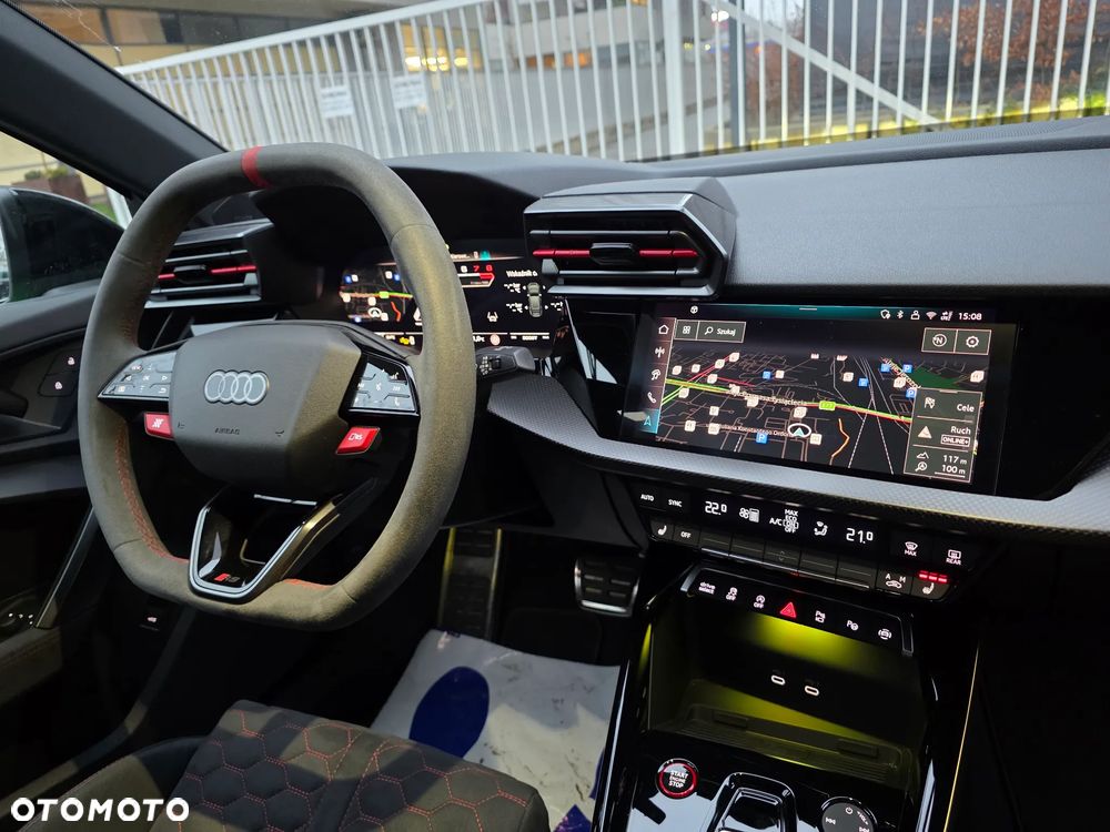 Audi RS3 Limousine TFSI Quattro S tronic - 9