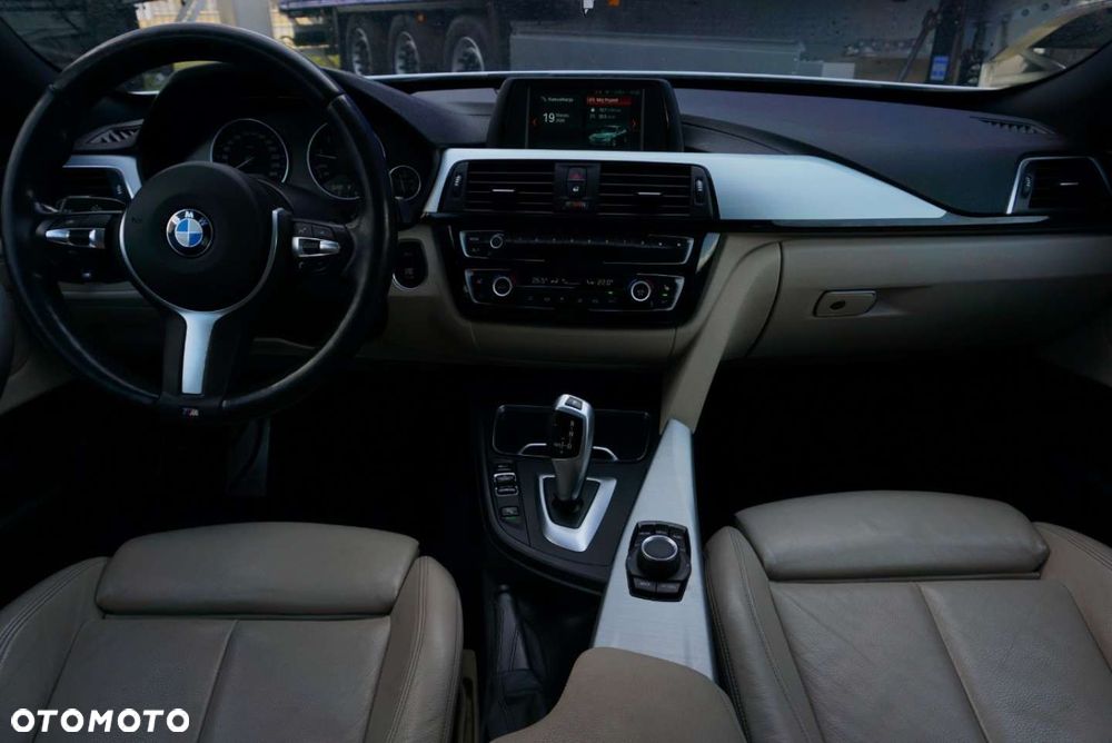 BMW 3GT 330i GPF xDrive - 16