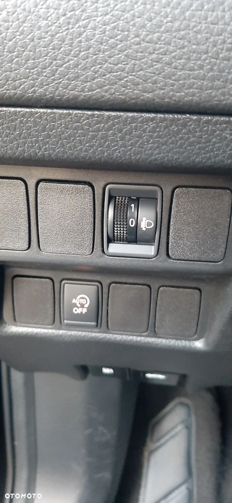 Nissan Qashqai 1.2 DIG-T Acenta EU6 - 38