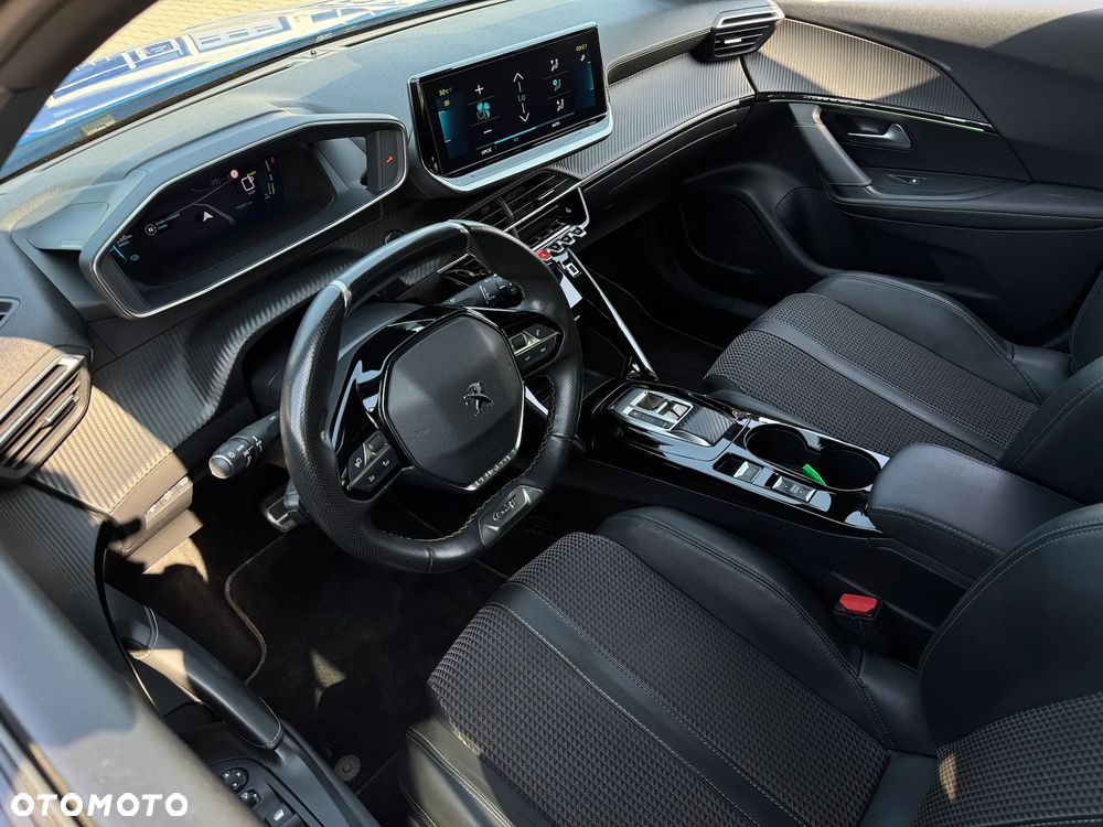 Peugeot 2008 GT - 5