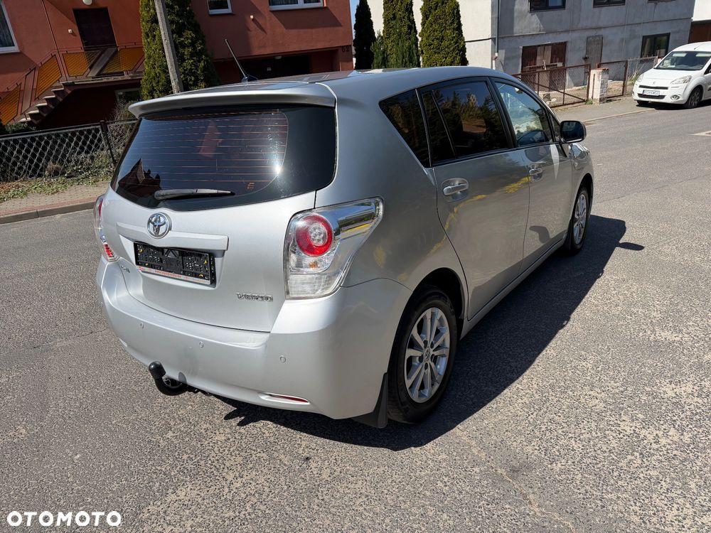 Toyota Verso 1.8 5-Sitzer Comfort - 6