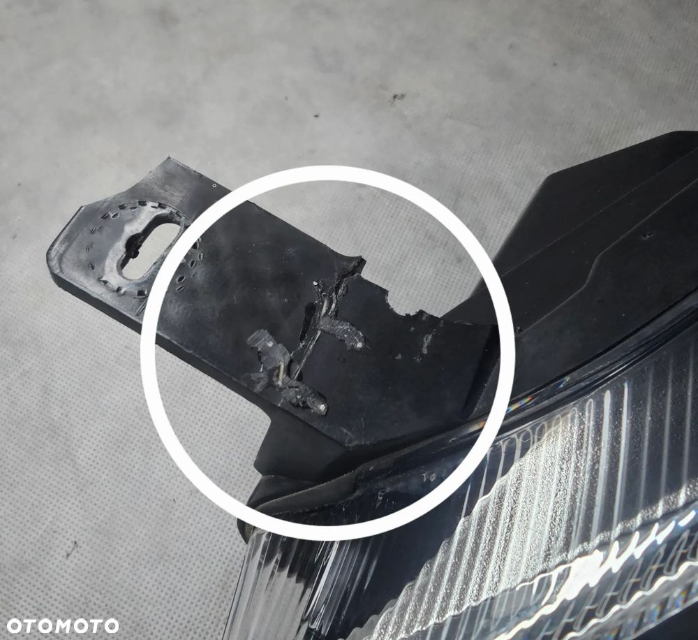 LEWA LAMPA FORD FIESTA MK8 H1BB-13W030-AG - 3