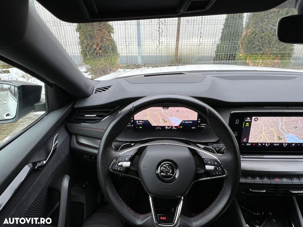 Skoda Octavia 2.0 TDI DSG 4X4 RS Plus - 31