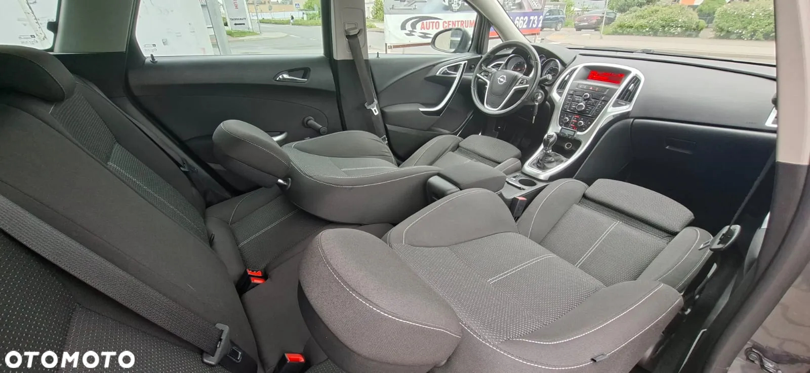 Opel Astra 1.6 Turbo Sports Tourer - 19