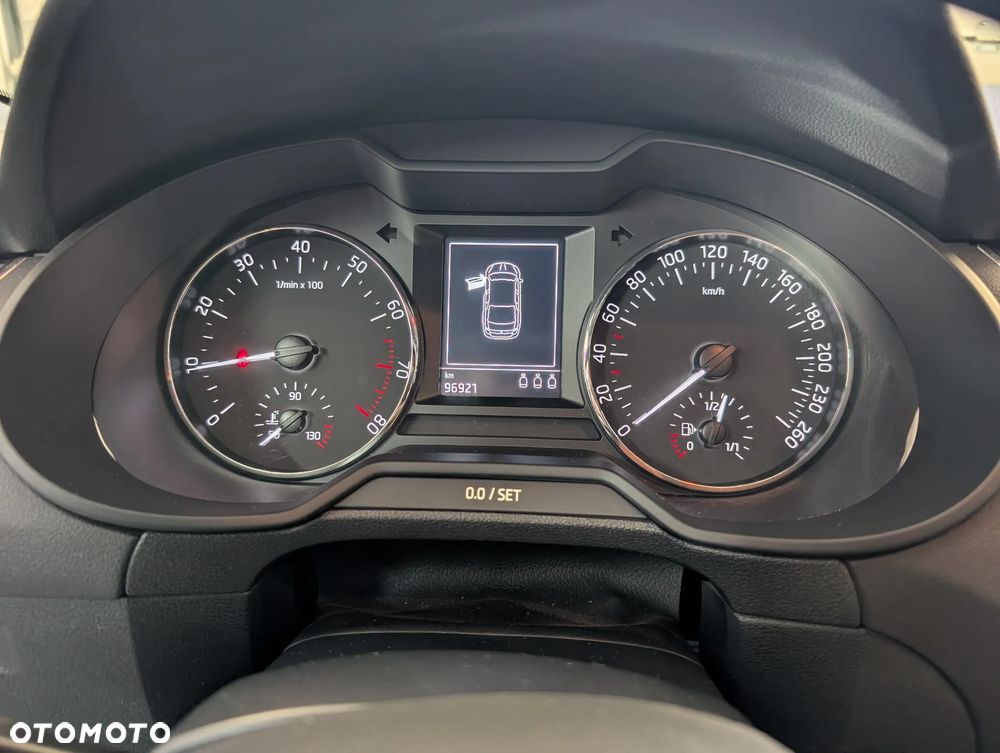 Skoda Octavia - 4