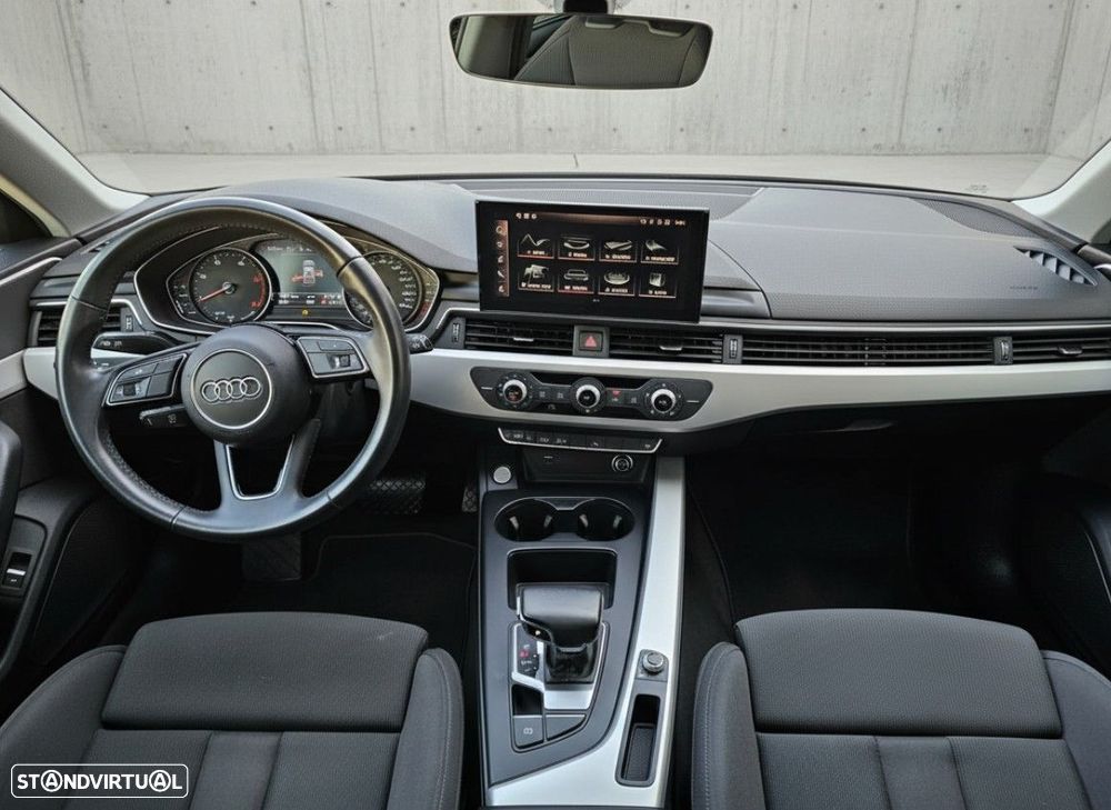 Audi A4 Avant 30 TDI S tronic - 13