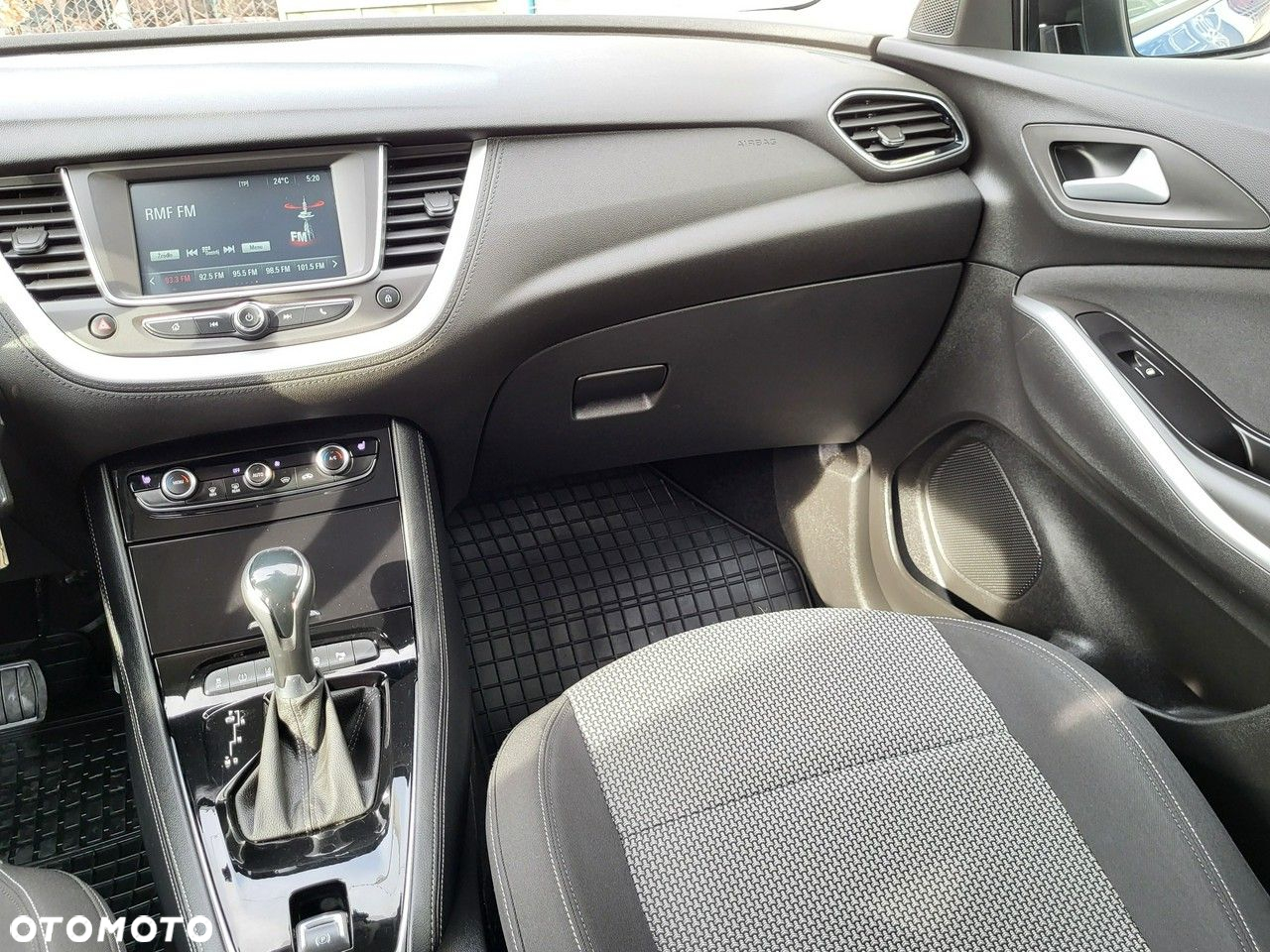 Opel Grandland X - 34