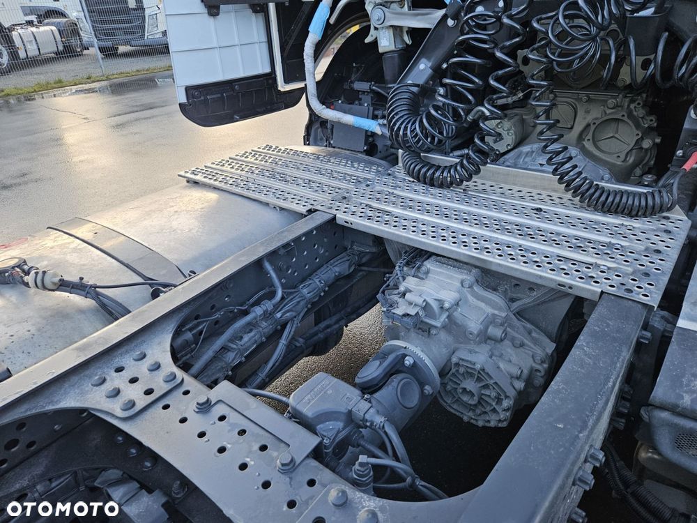 Mercedes-Benz ACTROS 1845 - 10