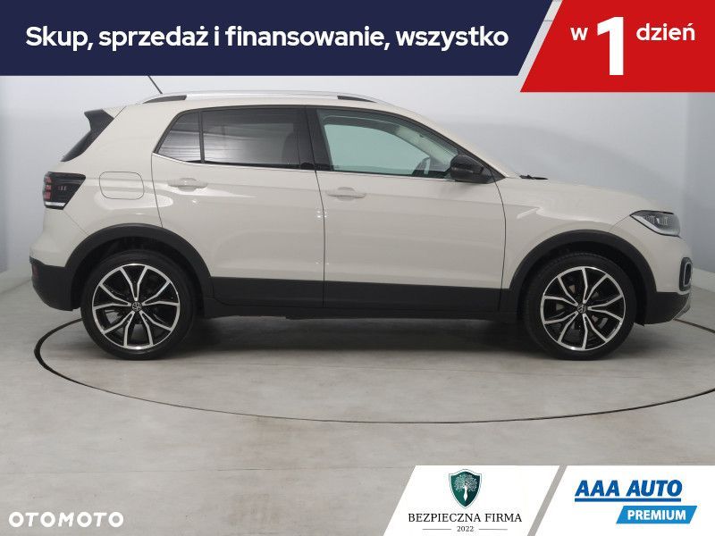 Volkswagen T-Cross - 8
