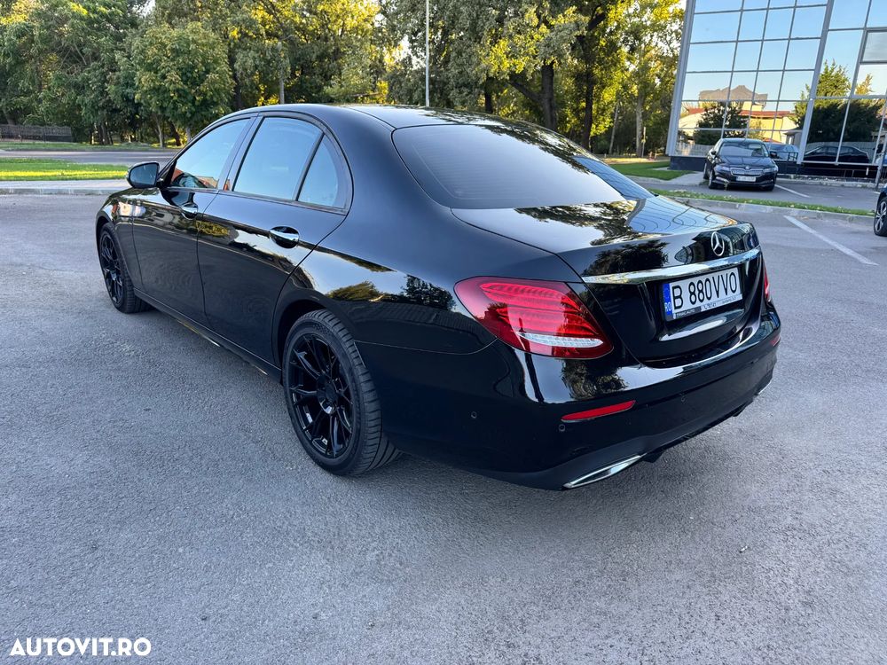 Mercedes-Benz E - 9