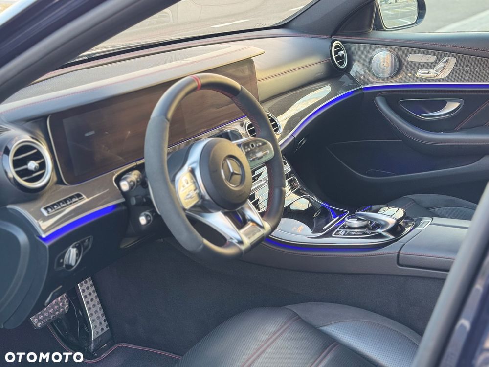 Mercedes-Benz Klasa E AMG 43 4Matic 9G-TRONIC - 26