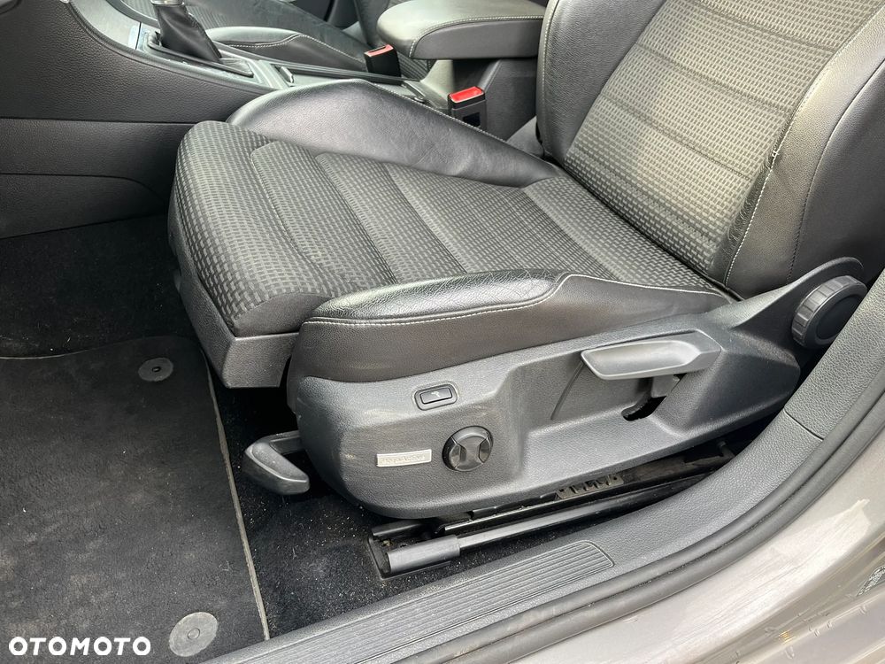 Volkswagen Golf Variant 1.6 BlueTDI DSG Comfortline - 33