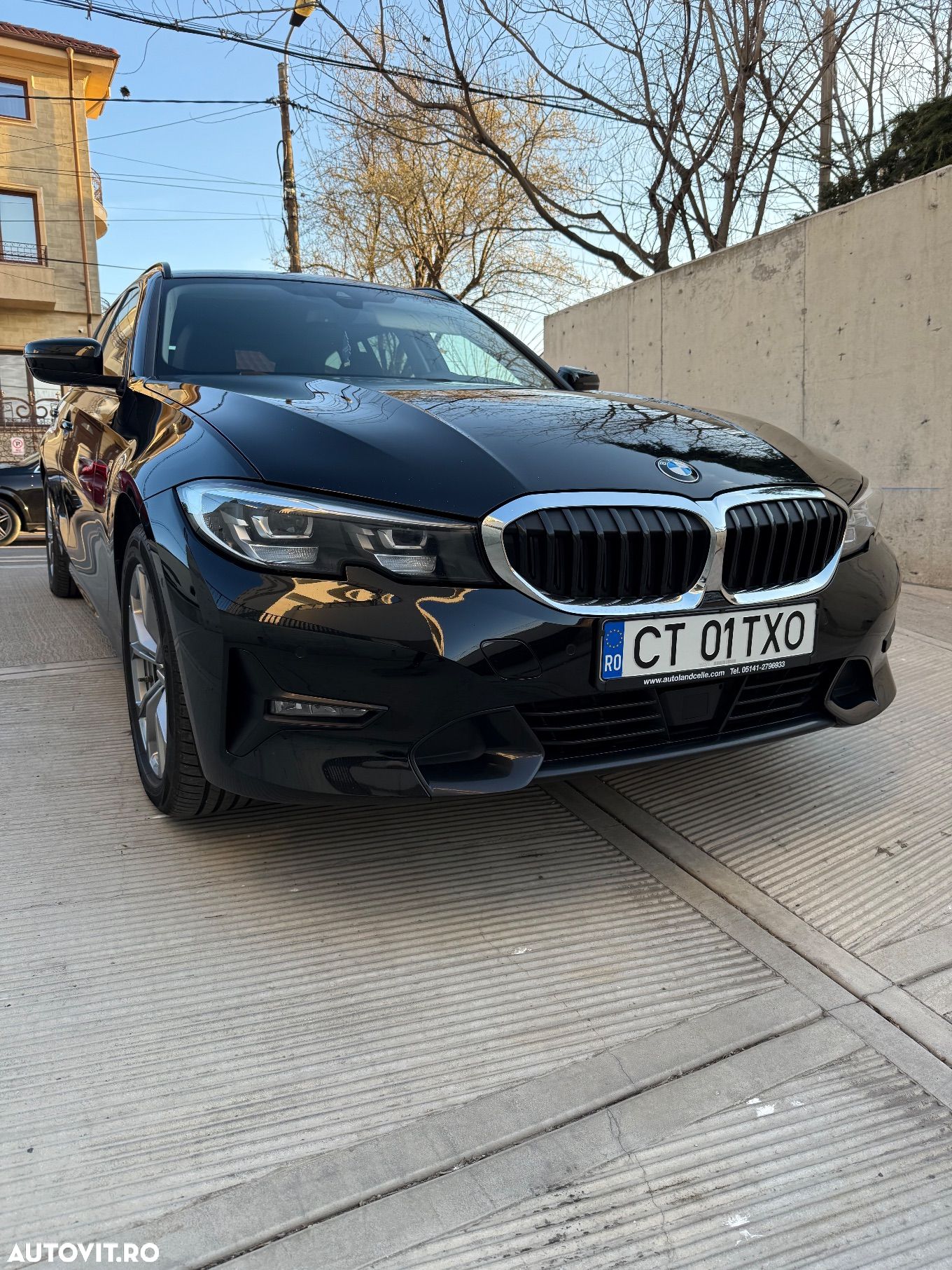 BMW Seria 3 330e Aut. Sport Line - 1
