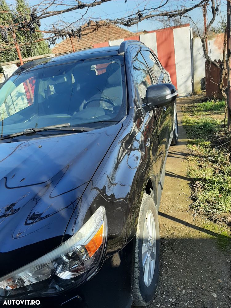 Mitsubishi ASX 1.8 DI-D 2WD Instyle - 10