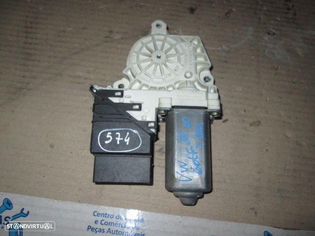 Motor Elevador Vidro 7746002301 VW GOLF 4 2000 TD SEAT LEON 2004 1.9TDI 150CV 5P PRETO T DRT SEAT LEON 2002 1.6I 105CV 5P PRETO TD - 1