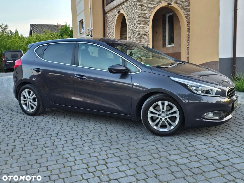 Kia Ceed 1.6 GDI Vision - 9