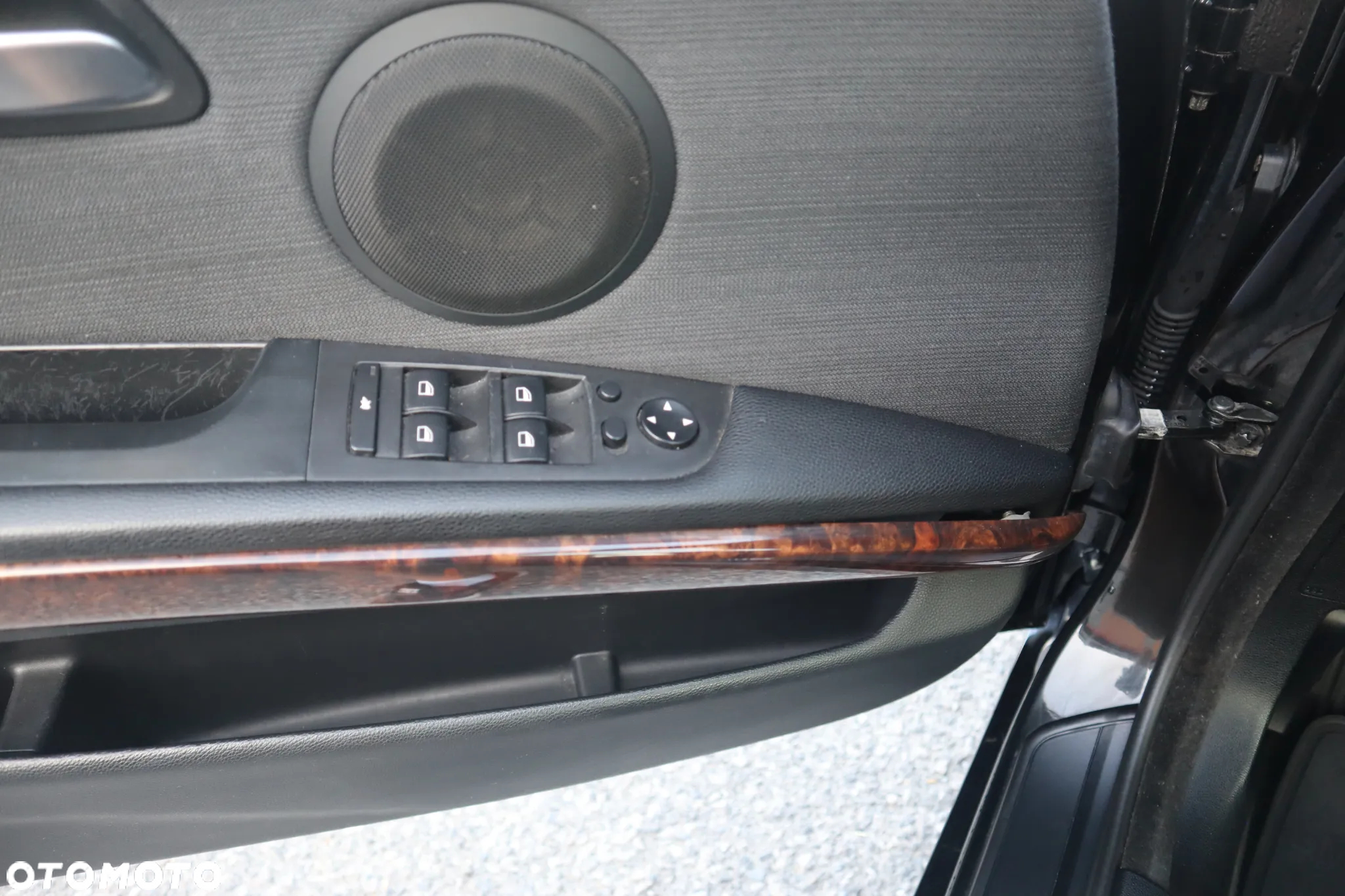 BMW Seria 3 325i - 19