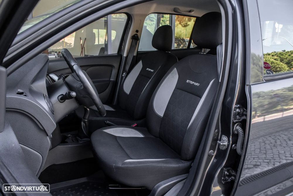 Dacia Sandero 1.5 dCi Stepway - 19