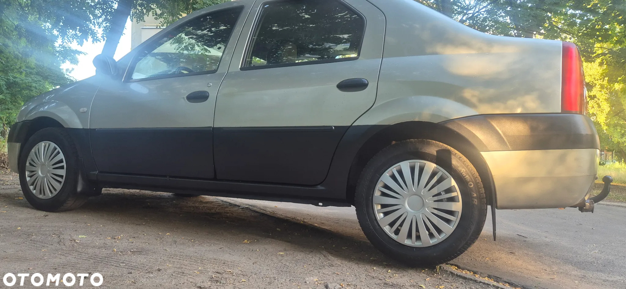 Dacia Logan 1.5 dCi Laureate - 18