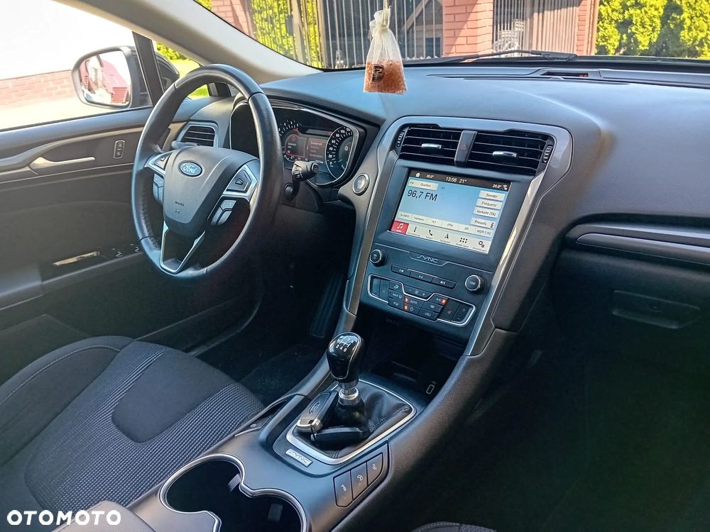 Ford Mondeo 2.0 TDCi Titanium - 24