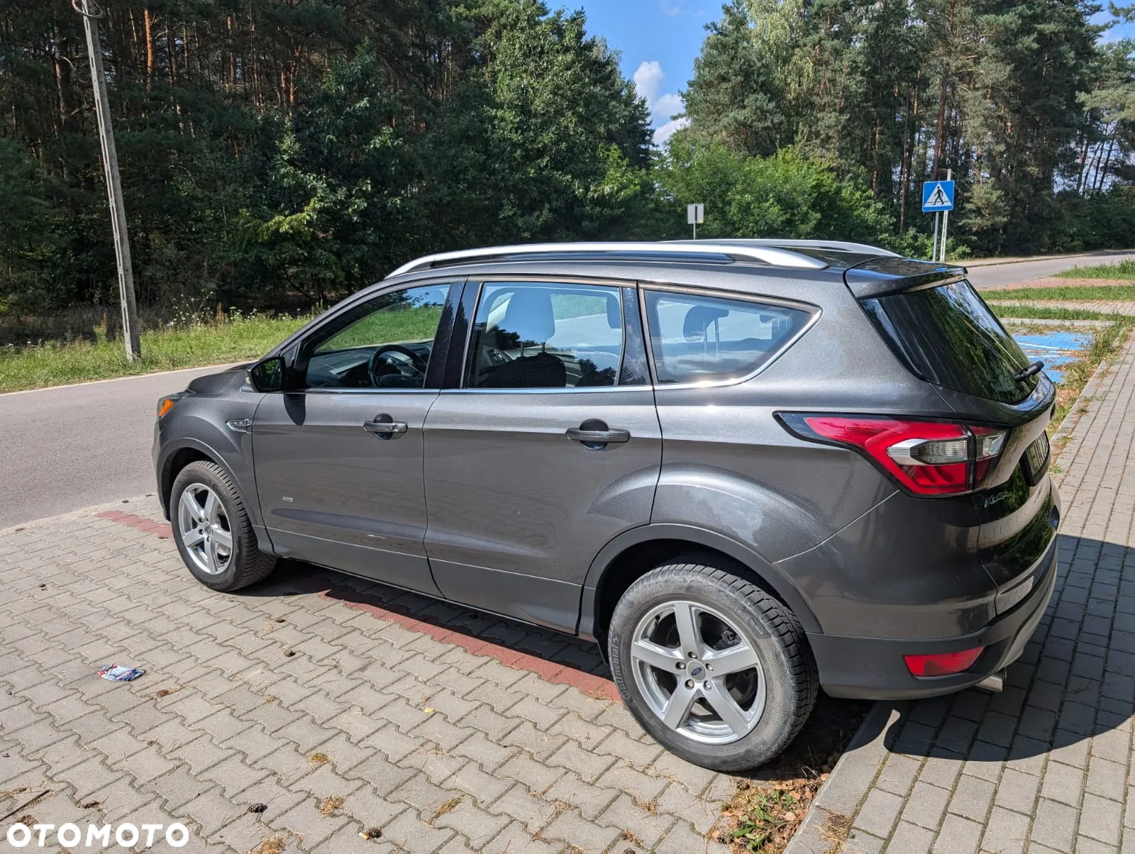 Ford Kuga 2.0 TDCi AWD Trend - 4