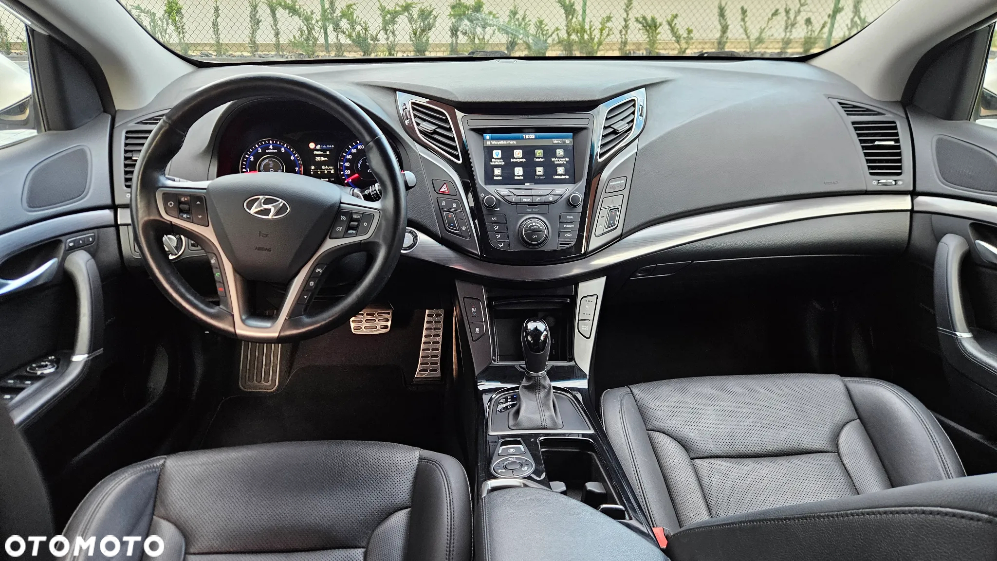 Hyundai i40 Kombi 2.0 Automatik Premium - 24