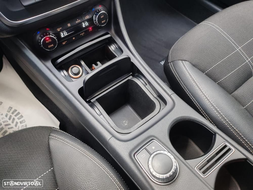 Mercedes-Benz CLA 200 d Shooting Brake AMG Line Aut. - 25