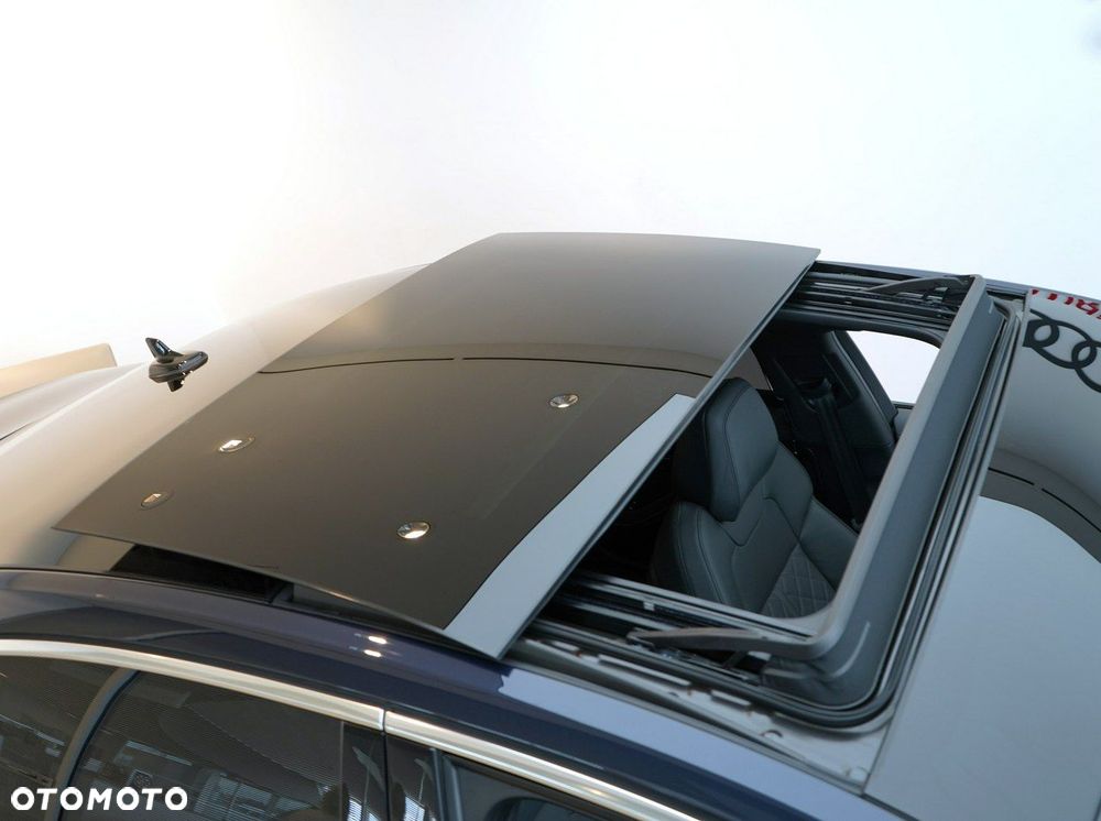 Audi A8 - 9