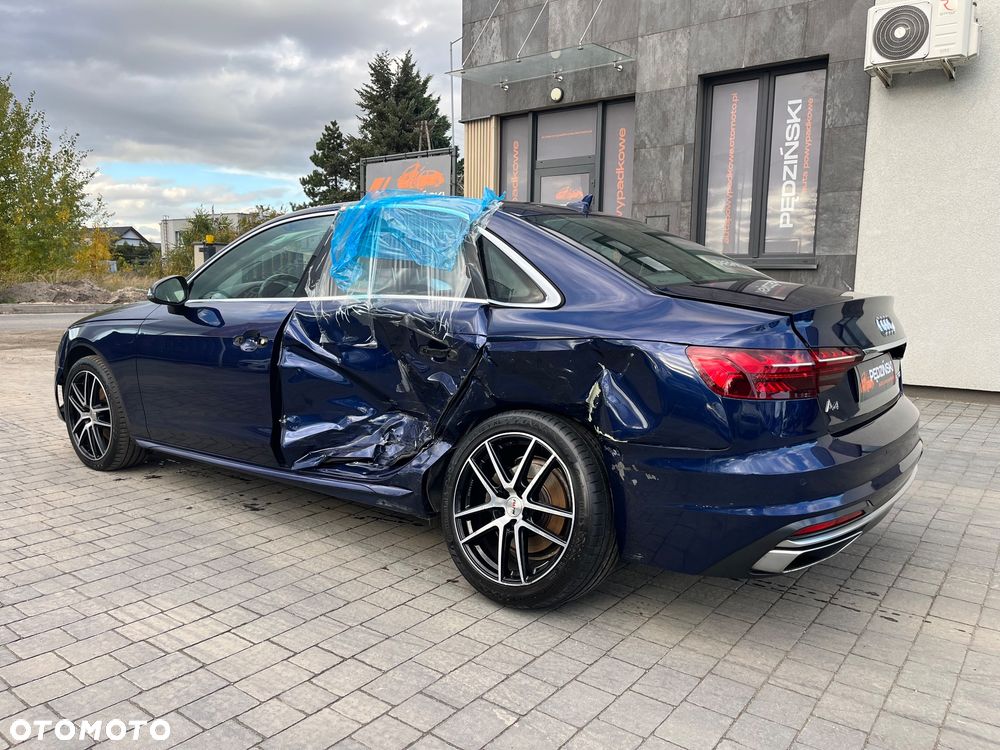 Audi A4 Limousine 35 TFSI S tronic S line - 4