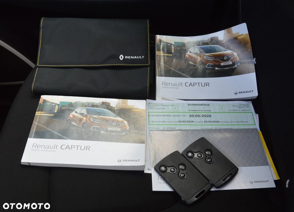 Renault Captur - 41