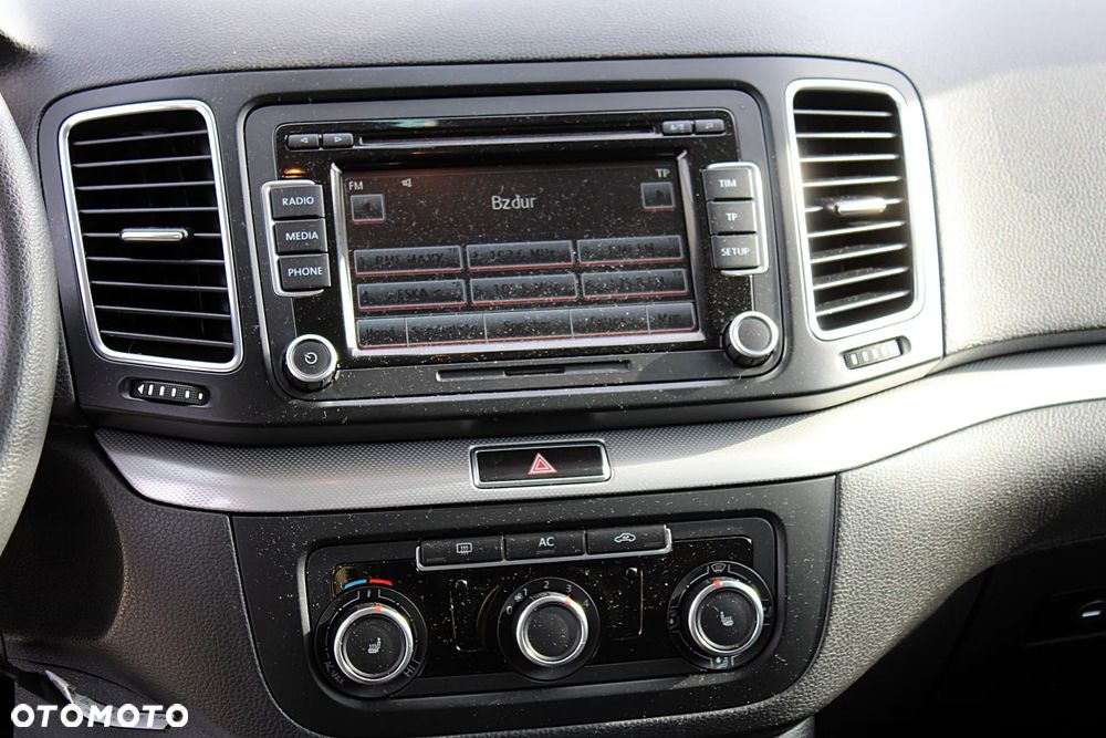 Volkswagen Sharan - 16