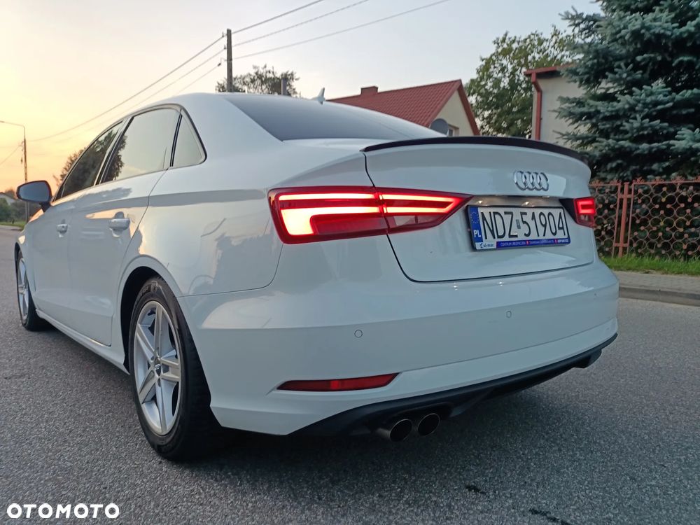 Audi A3 2.0 TDI (clean diesel) S tronic S line Sportpaket - 8