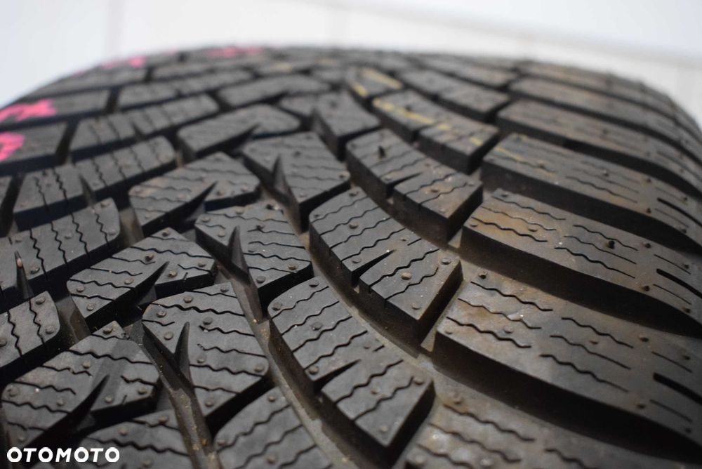 R19 235/35 Falken Eurowinter HS01 Wysyłka gratis! - 3