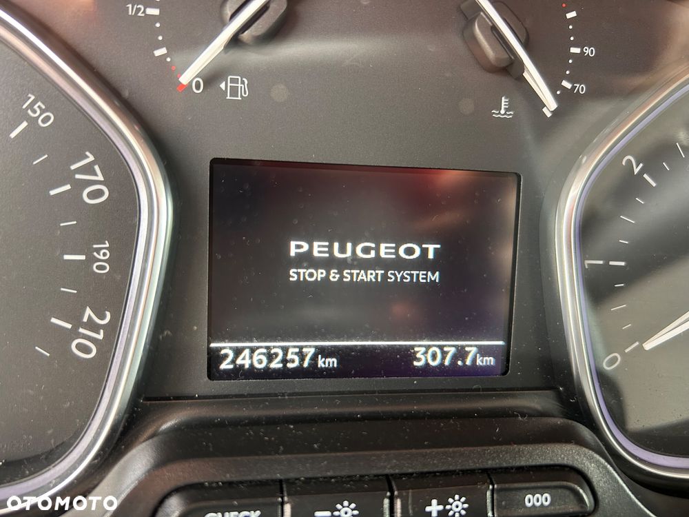 Peugeot Expert - 19