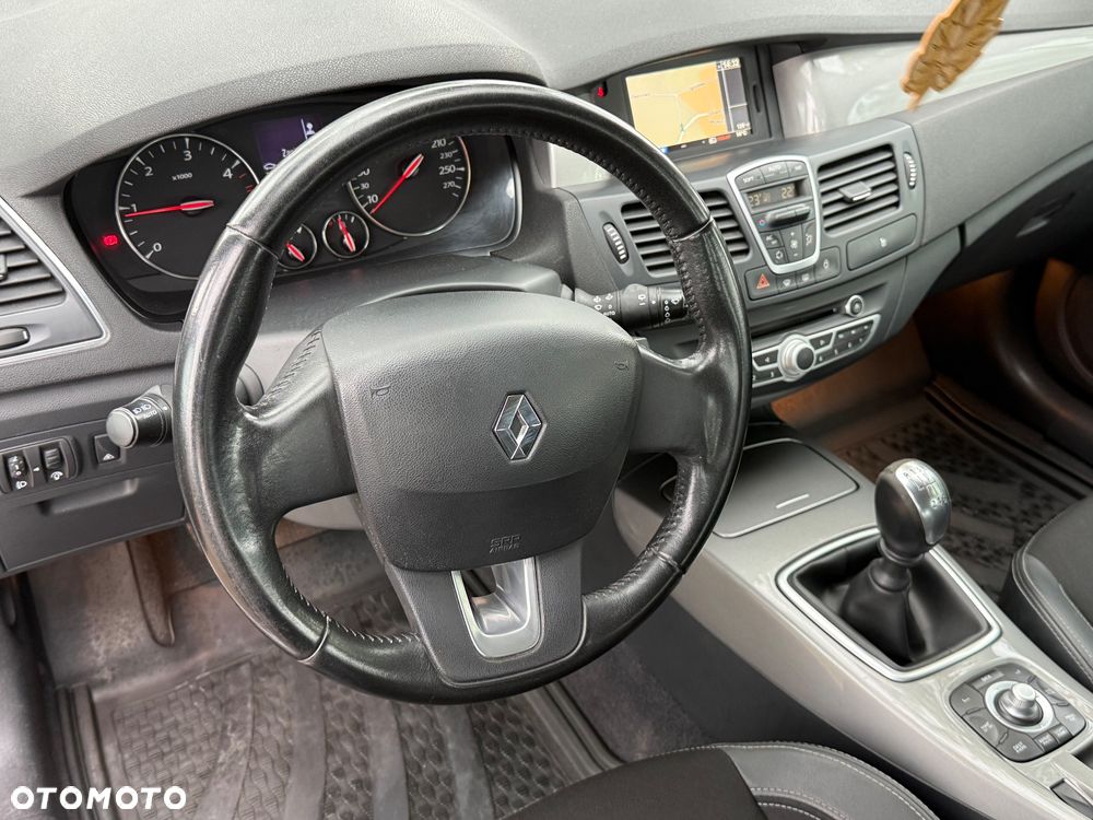 Renault Laguna 2.0 dCi Initiale - 7